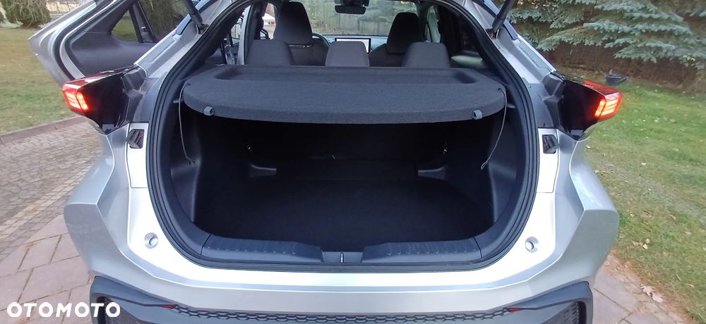 Toyota C-HR 1.8 Hybrid Business Edition - 22