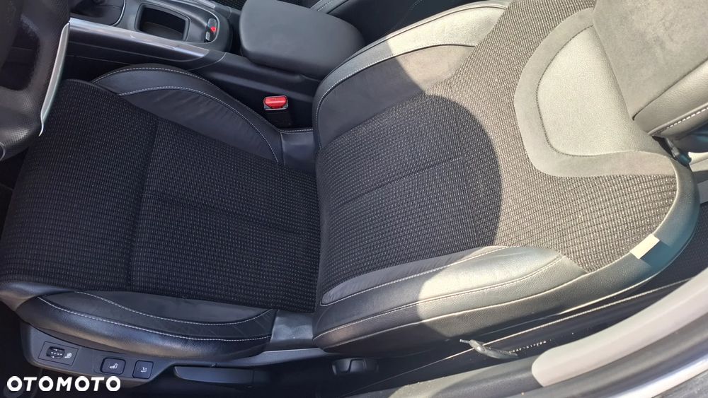 Citroën C4 1.6 VTi Exclusive - 17