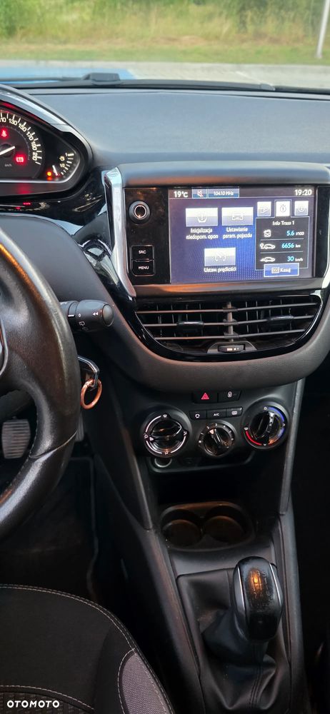 Peugeot 208 1.6 BlueHDi Active - 8