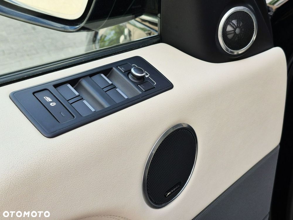 Land Rover Range Rover Sport D300 (SDV6) HSE - 20