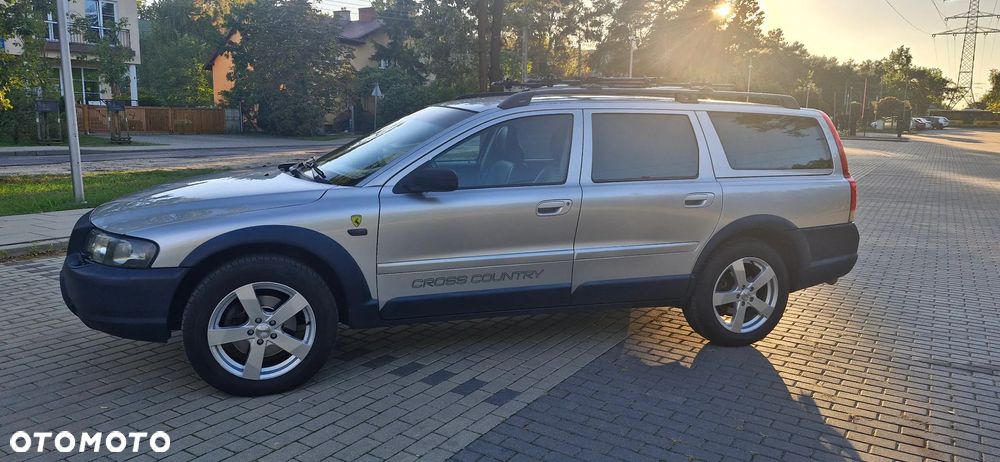 Volvo XC 70 - 1