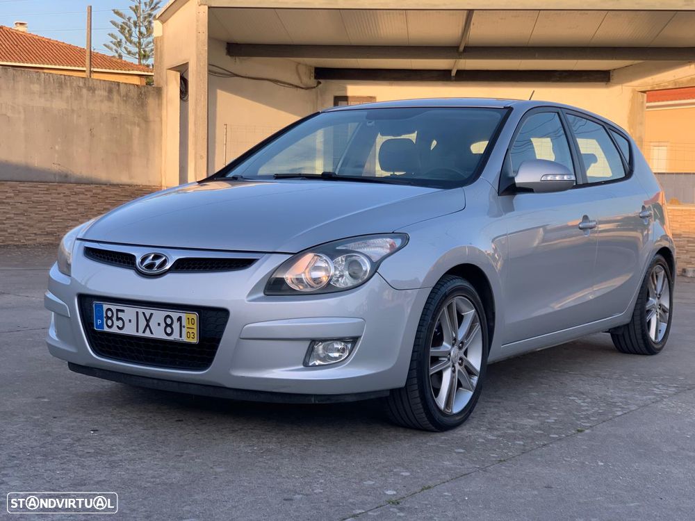 Hyundai i30 1.6 CRDI STyle CPF - 1
