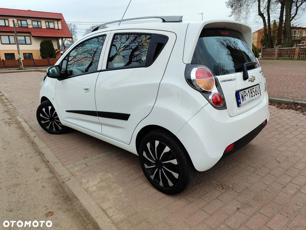Chevrolet Spark 1.0 LT - 9