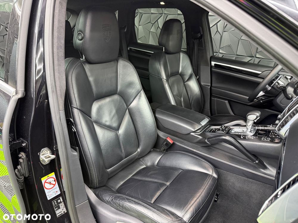 Porsche Cayenne S Diesel - 16