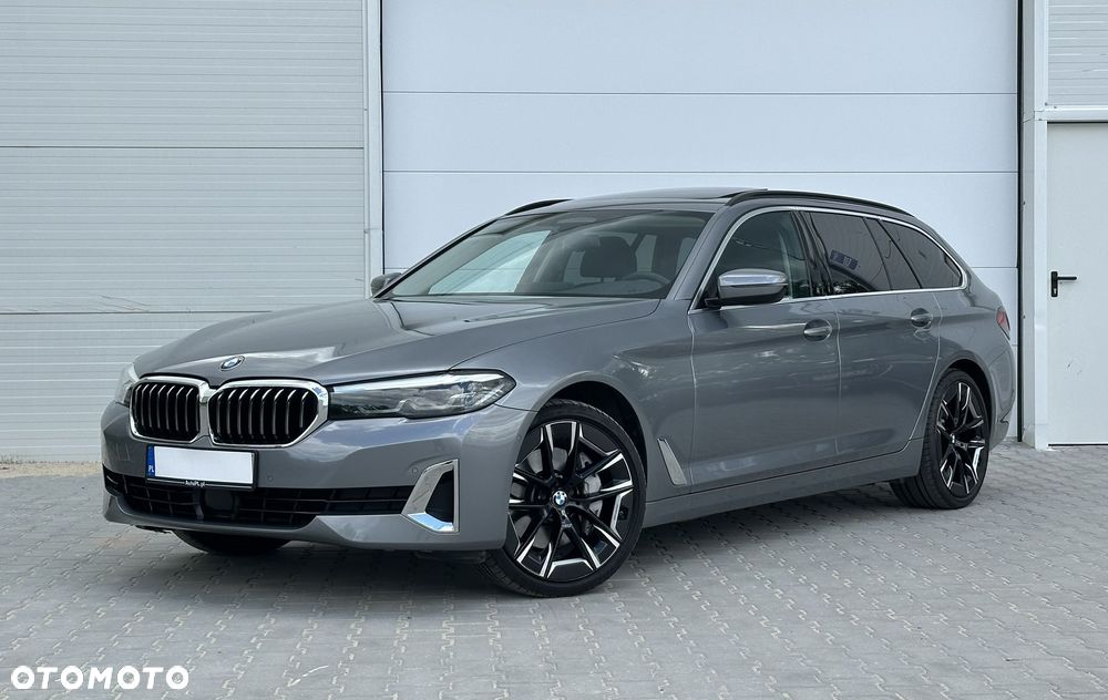 BMW Seria 5 530d xDrive mHEV Luxury Line - 1