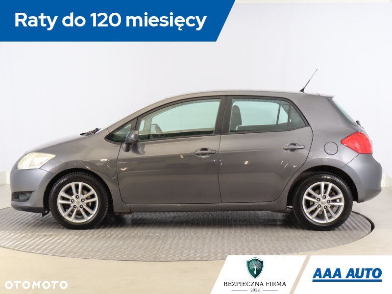 Toyota Auris - 4