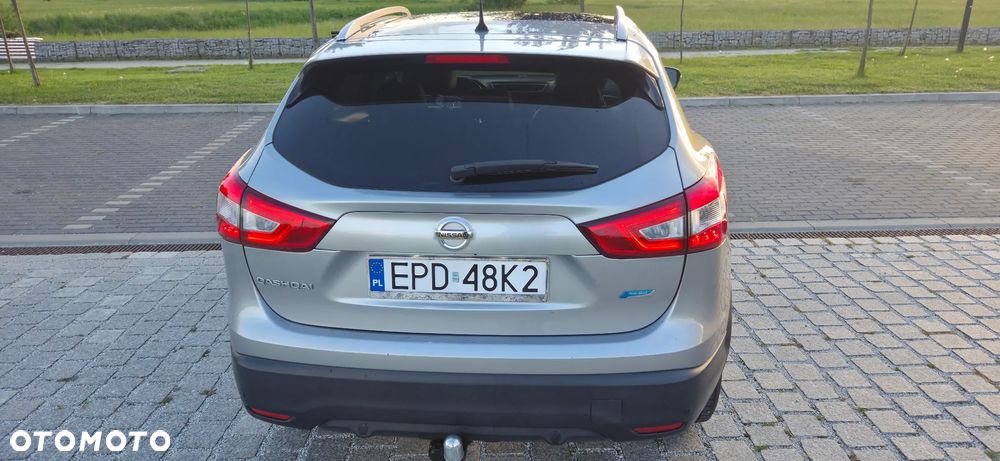 Nissan Qashqai 1.5 dCi Tekna - 4