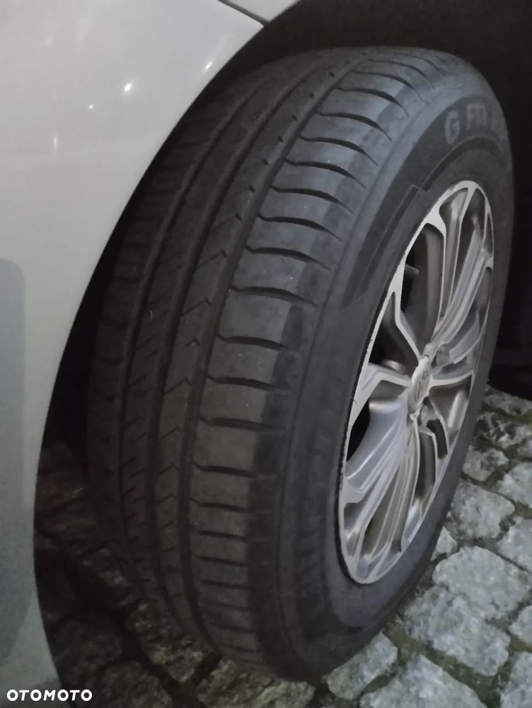 Toyota Auris 1.33 VVT-i Life Comfort - 29