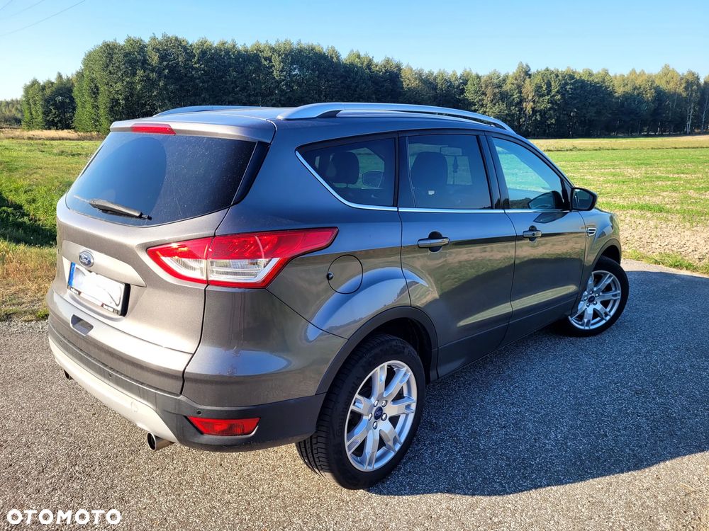 Ford Kuga 2.0 TDCi 4x4 Titanium - 6