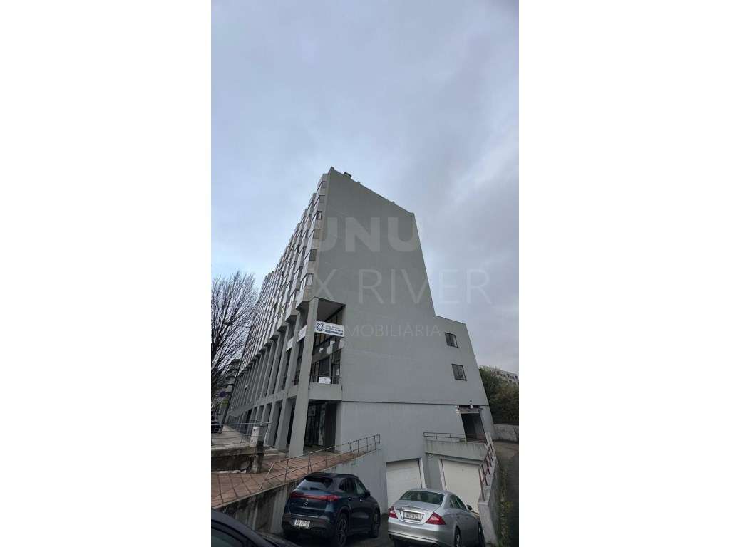 Garagem para venda no centro de Valença - Grande imagem: 4/4