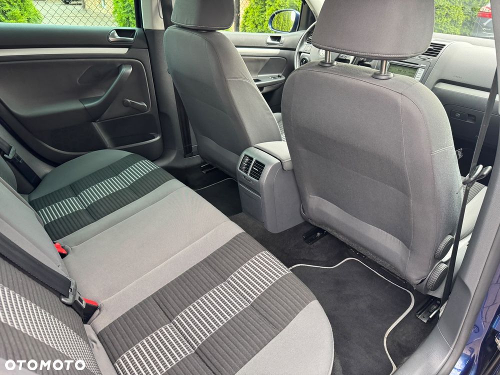 Volkswagen Golf 1.4 TSI DSG United - 17