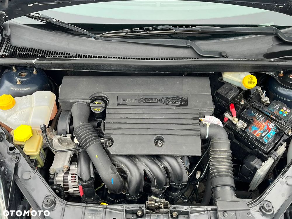 Ford Fiesta 1.4 Style - 10