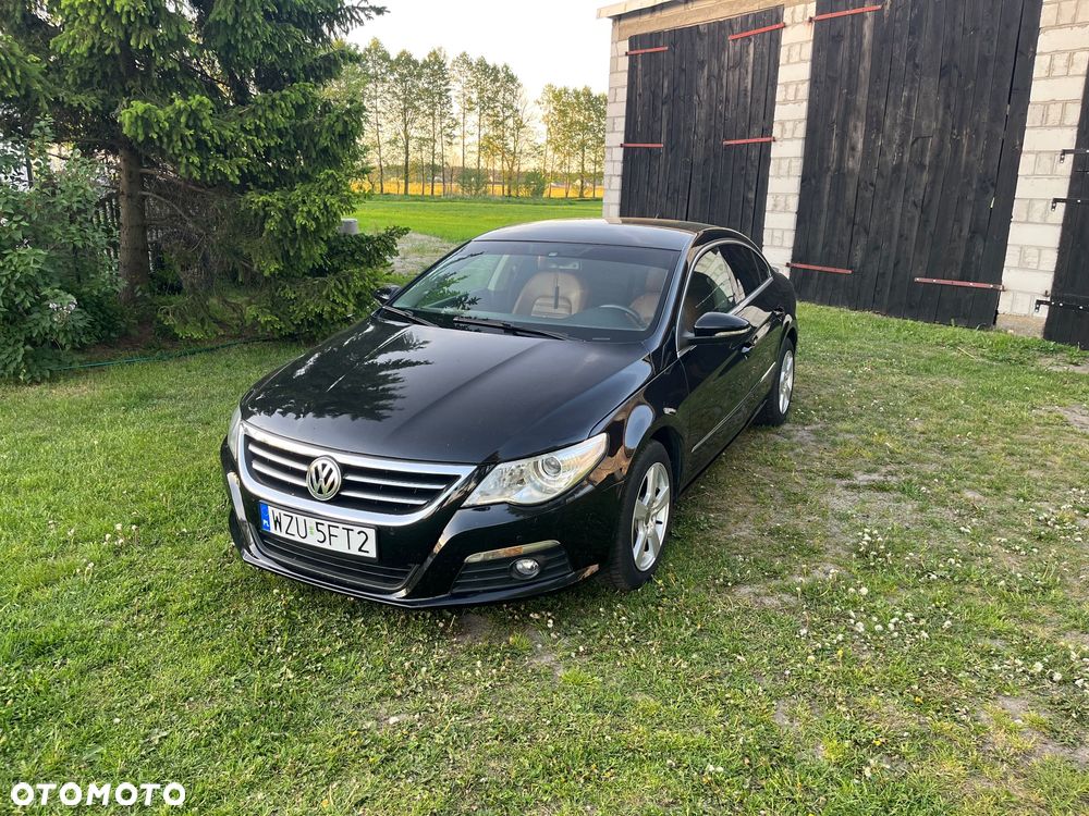 Volkswagen Passat 2.0 TDI DPF Highline - 1