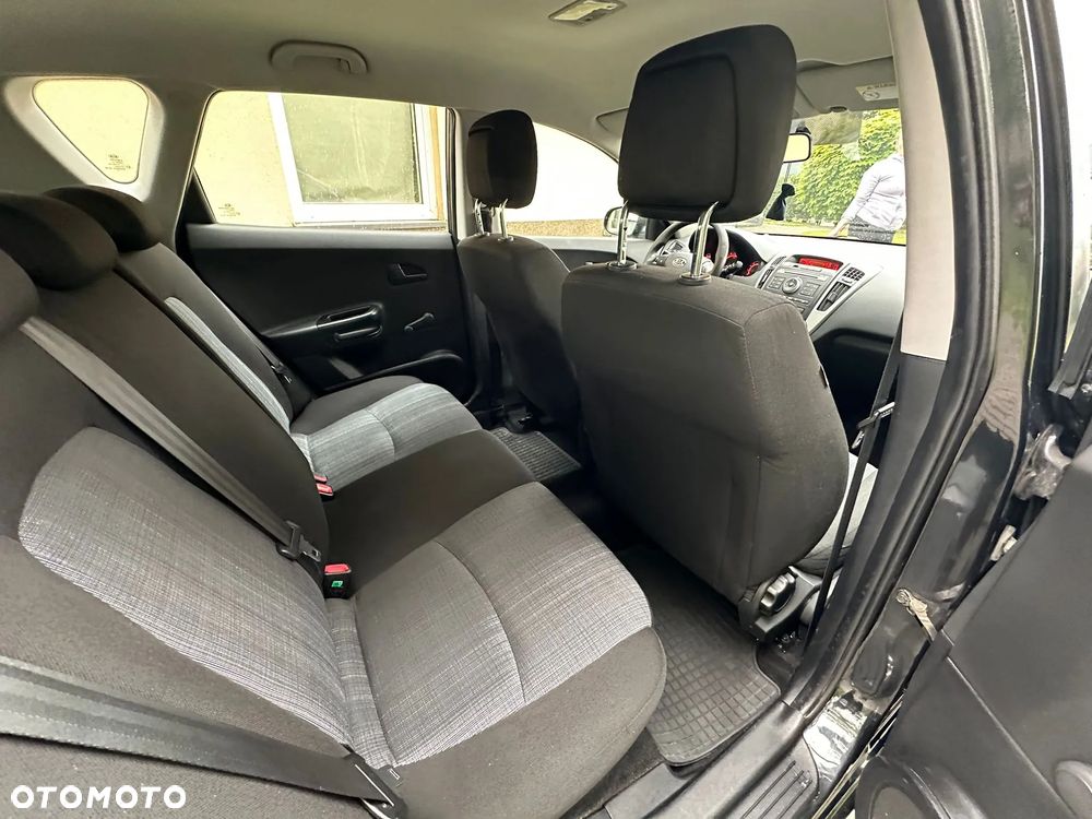 Kia Ceed - 20