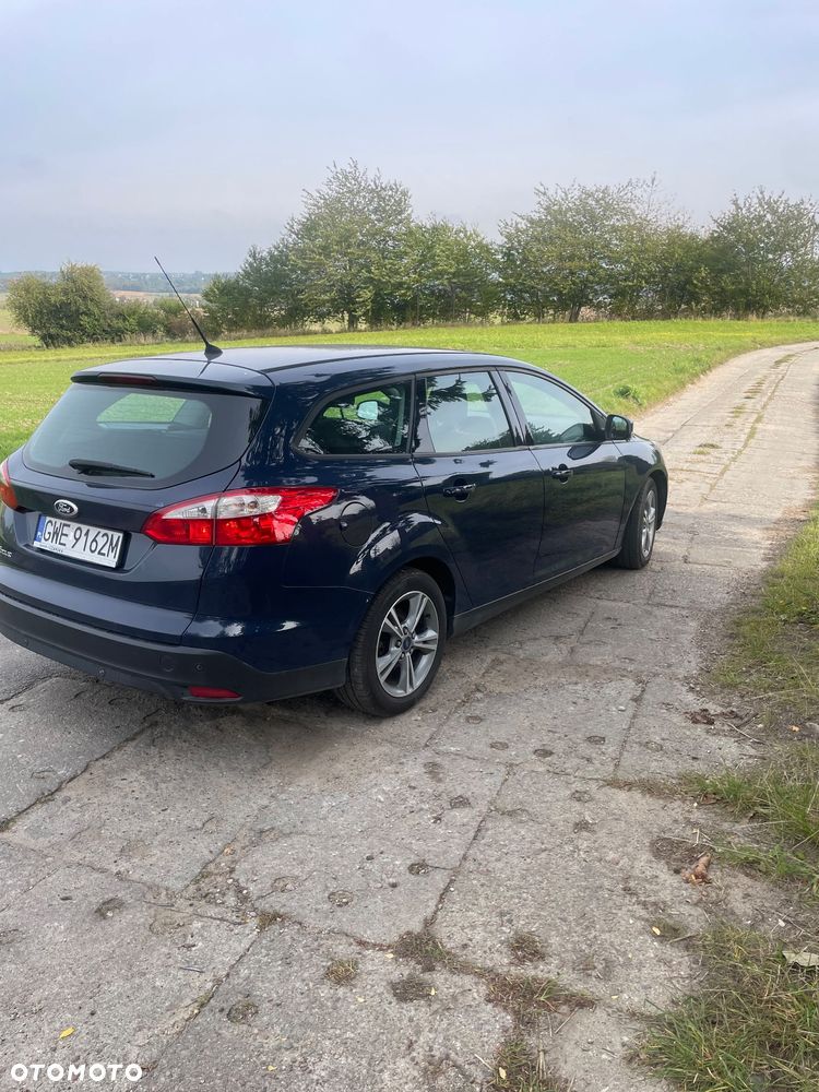 Ford Focus 1.6 Edition - 6