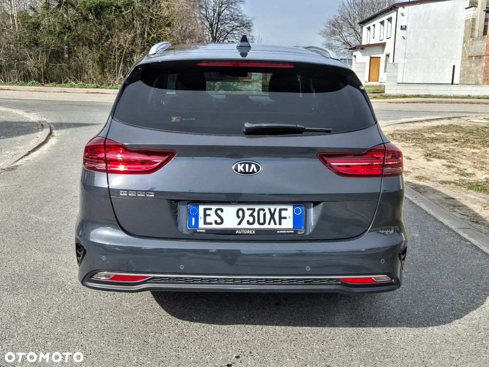 Kia Ceed 1.6 CRDi DCT GT Line - 6