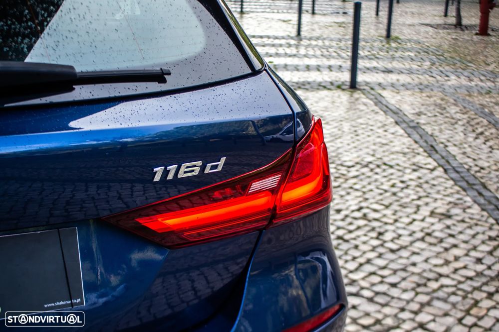 BMW 116 d Aut. Luxury Line - 9