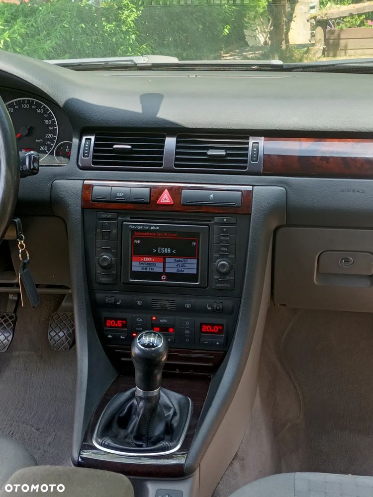 Audi A6 Avant - 5