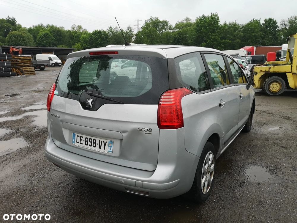 Peugeot 5008 1.6 HDi Premium - 7
