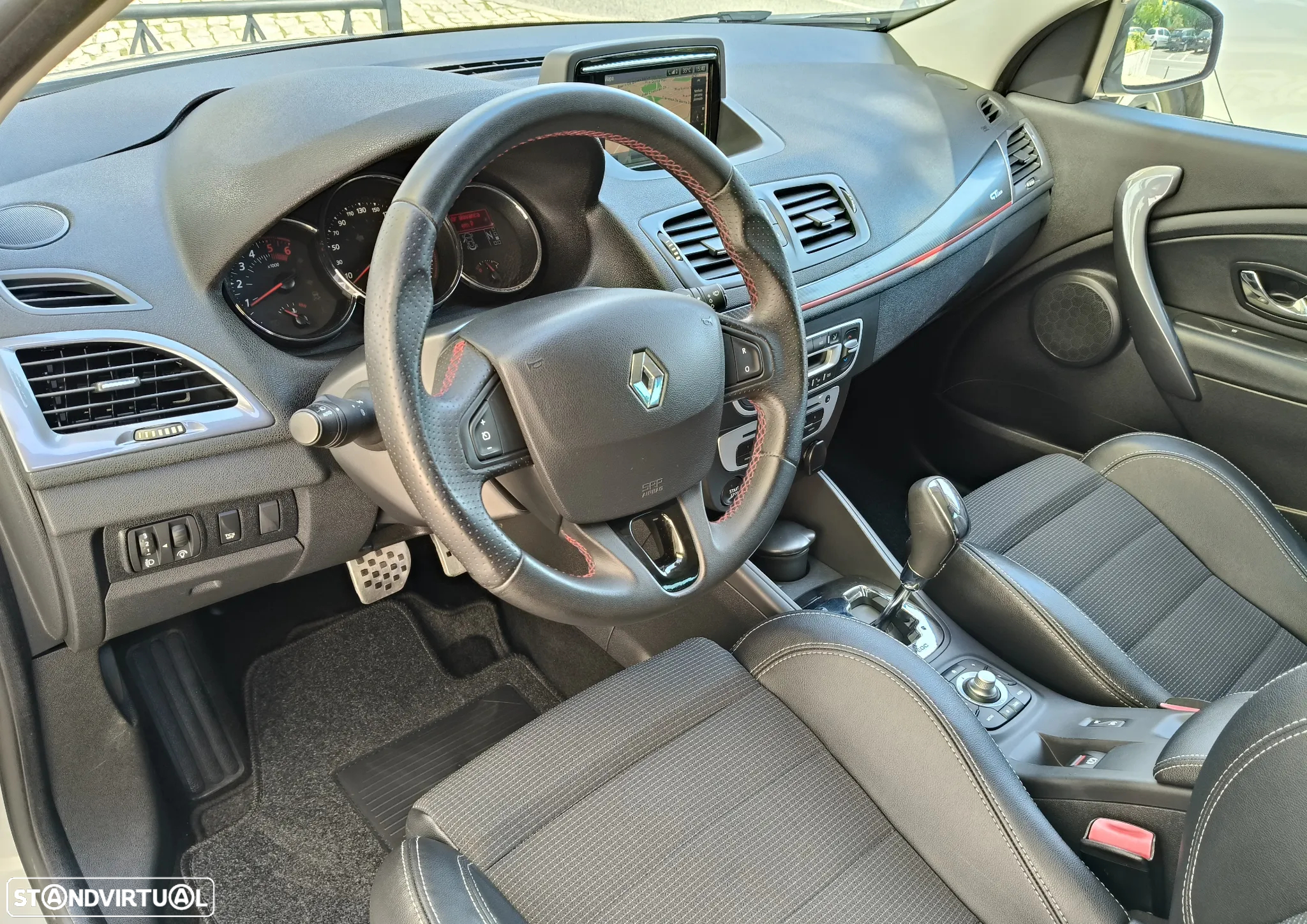 Renault Mégane Sport Tourer 1.5 dCi GT Line EDC - 12