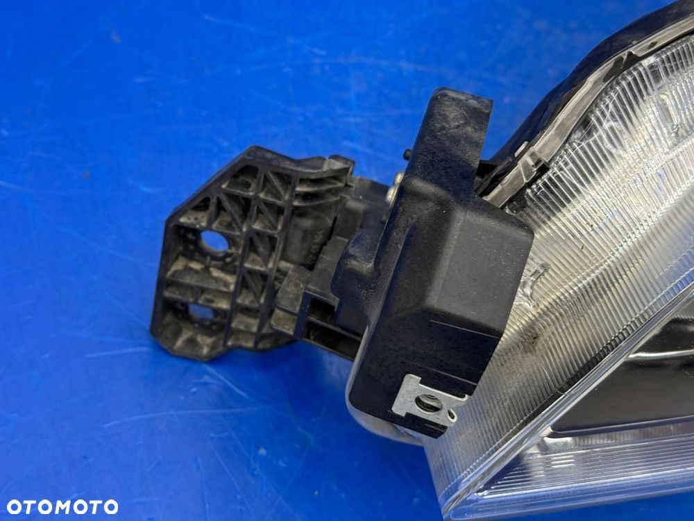 LEWY FULL LED SUBARU LEGACY OUTBACK EUROPA BDB ORYGINAŁ - 4