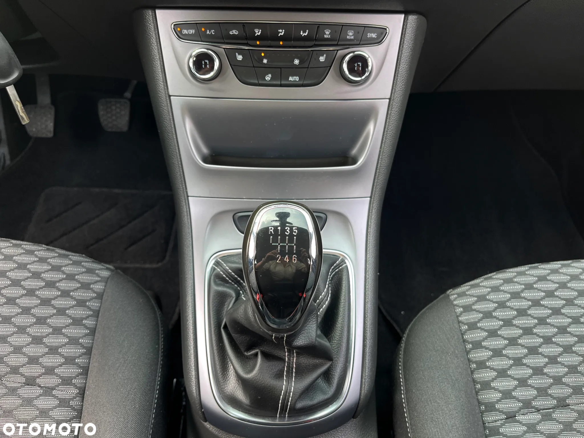 Opel Astra 1.4 Turbo Sports Tourer Edition - 27