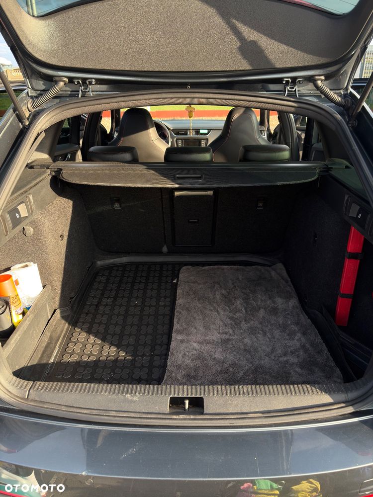 Skoda Octavia 2.0 TDI RS DSG - 20