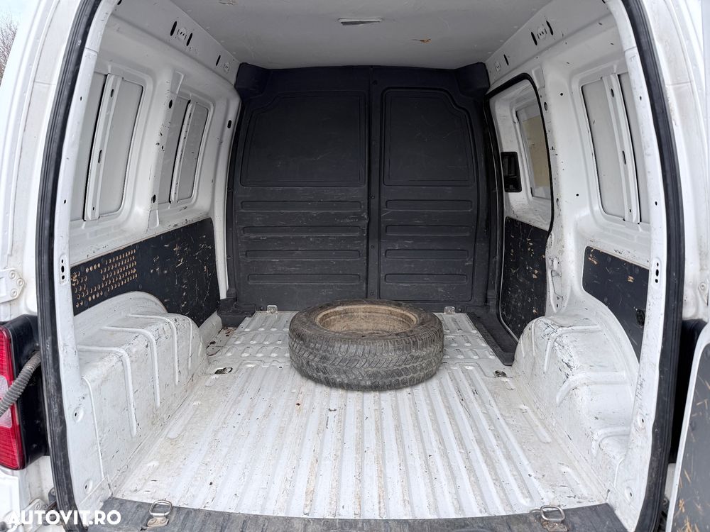 Volkswagen Caddy - 12