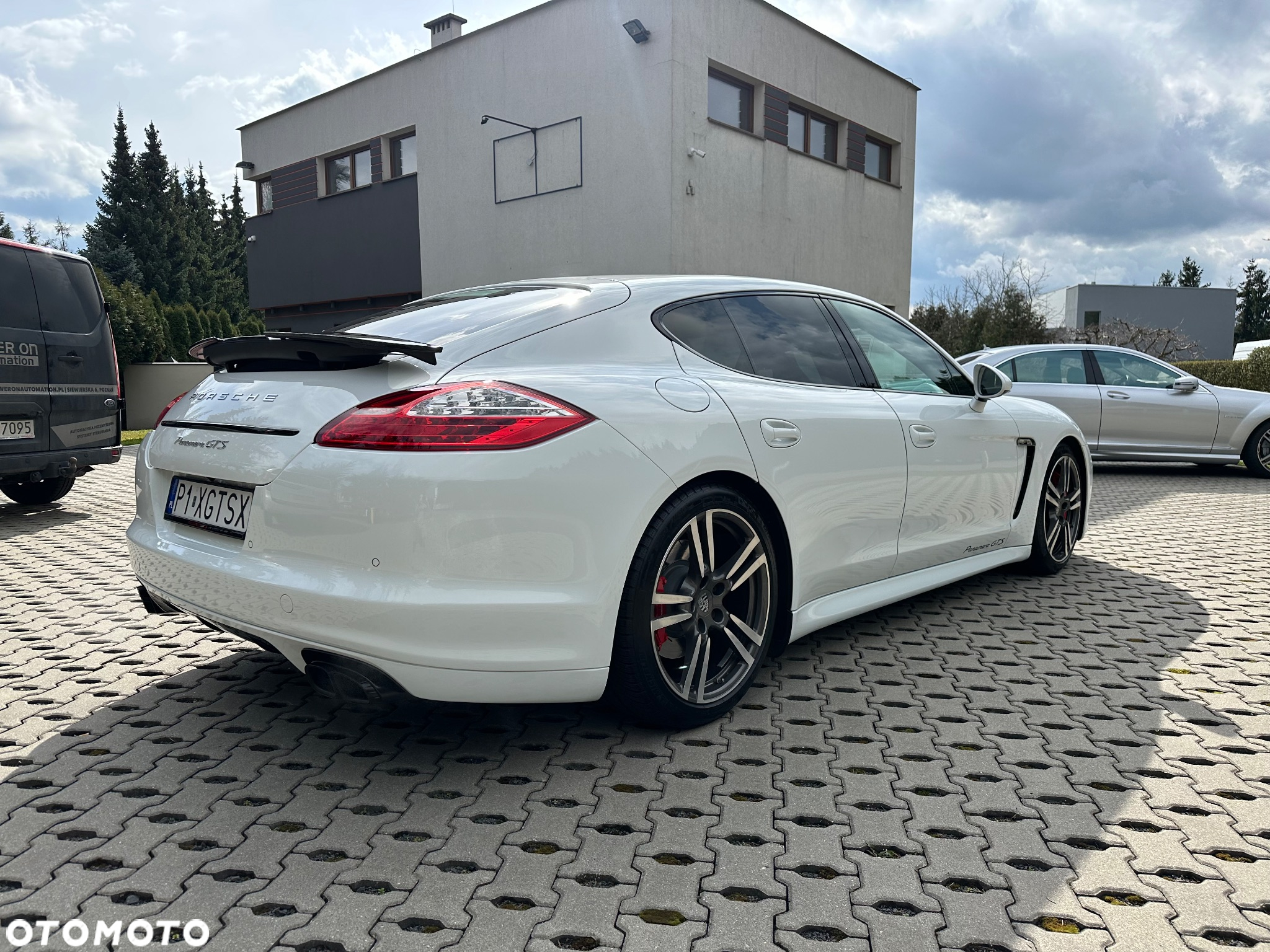Porsche Panamera GTS - 21