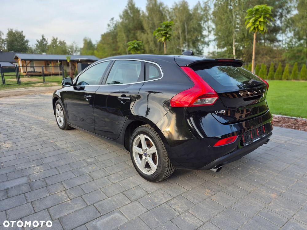 Volvo V40 T3 - 4