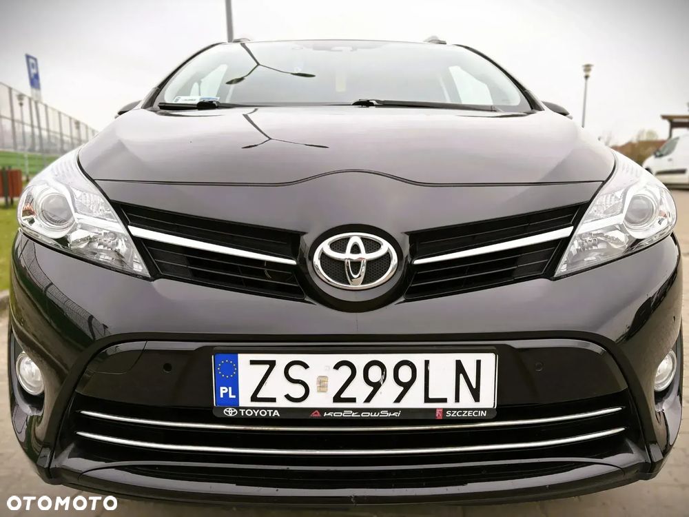 Toyota Verso - 2