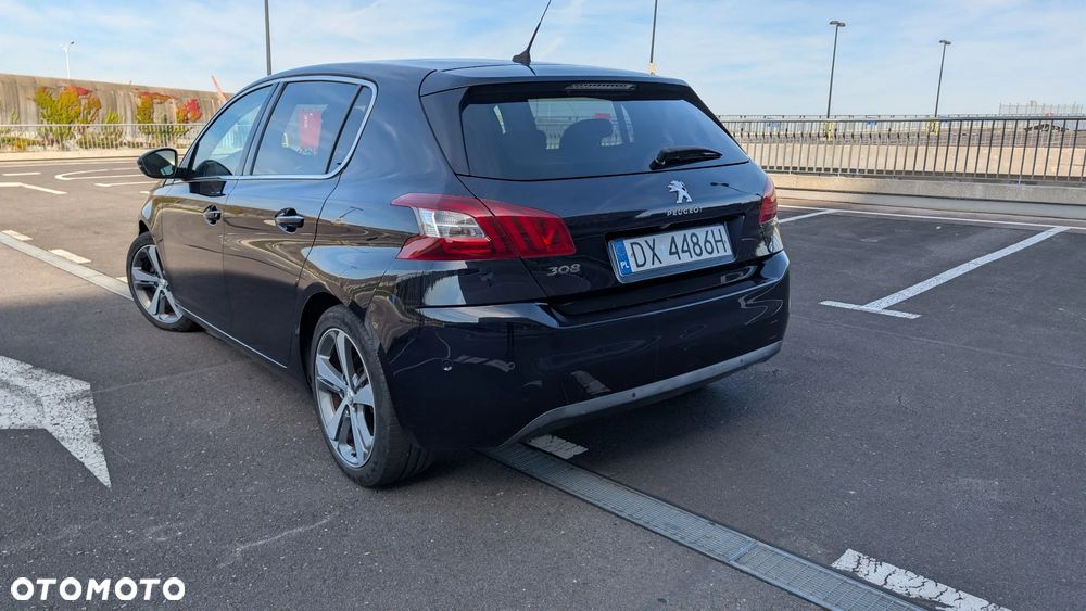 Peugeot 308 - 4