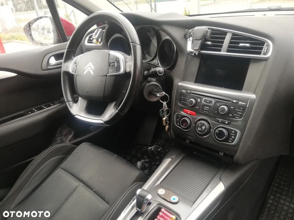 Citroën C4 1.6 e-HDi Seduction MCP - 8