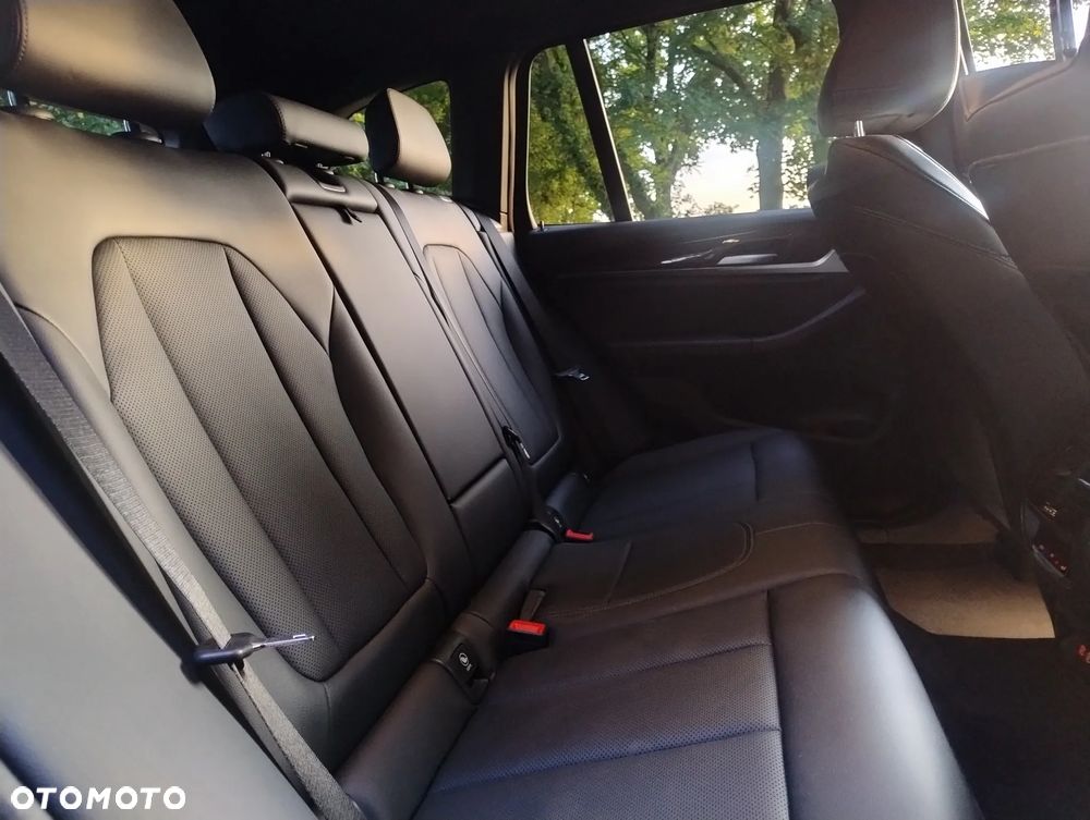 BMW X3 - 23