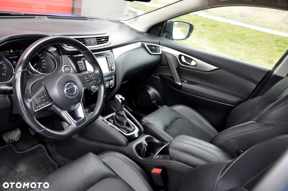 Nissan Qashqai 1.2 DIG-T Xtronic TEKNA+ - 25