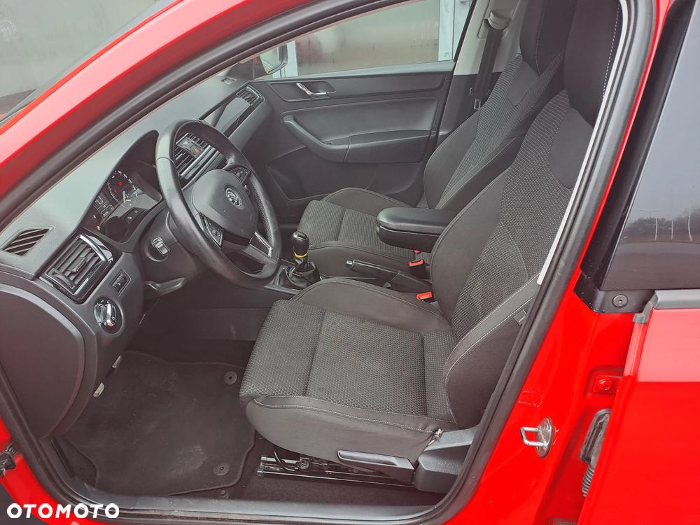 Skoda RAPID 1.2 TSI Style+ - 14