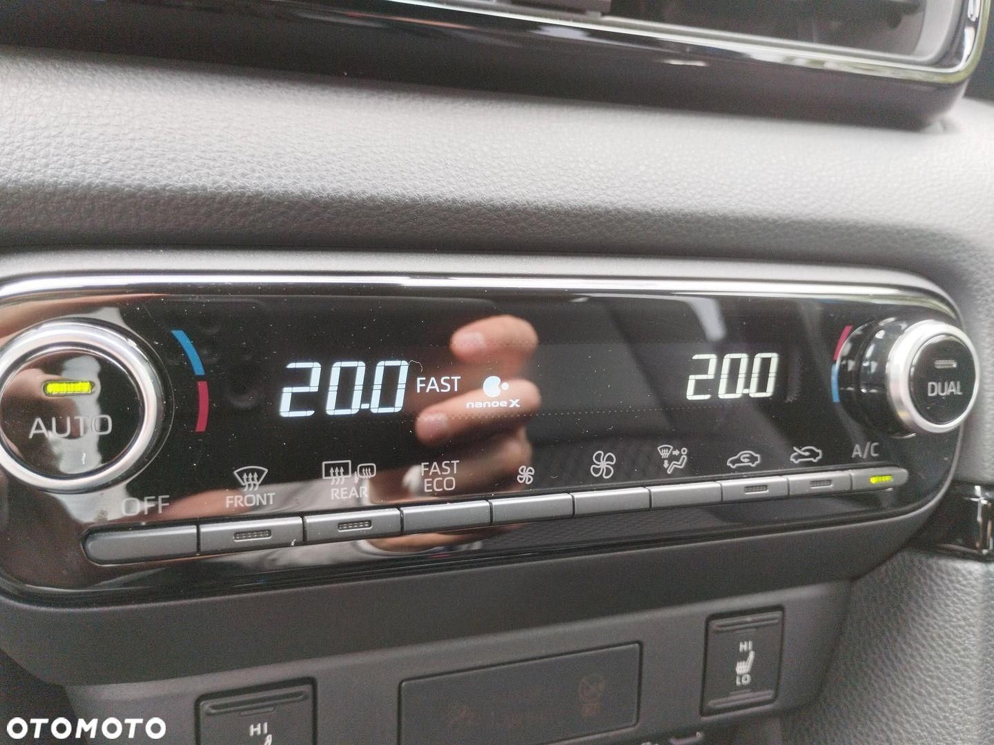 Toyota Yaris - 19