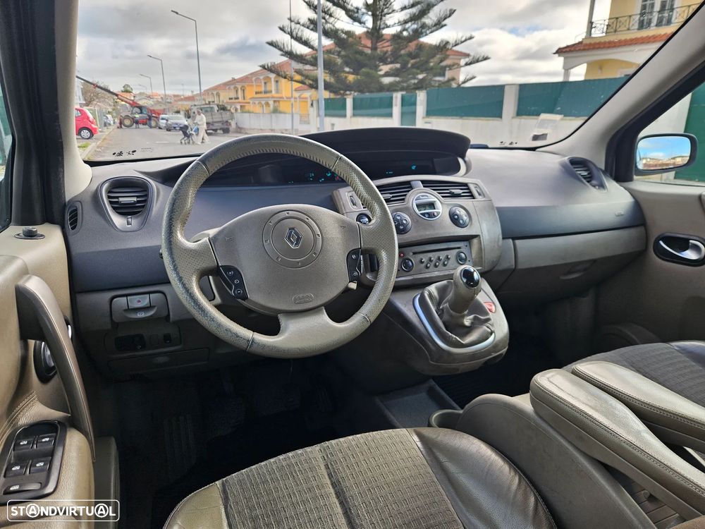 Renault Scénic 1.5 dCi Privilège Luxe - 17