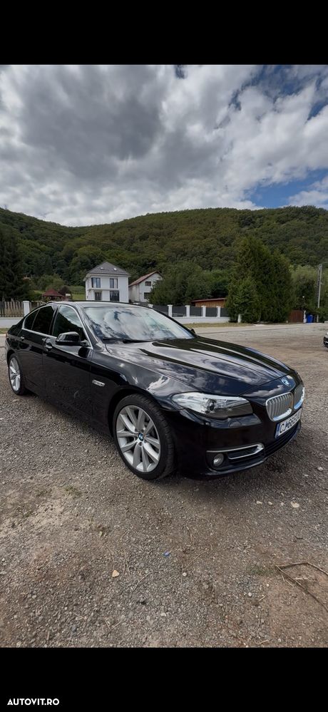 BMW Seria 5 525d xDrive AT - 5