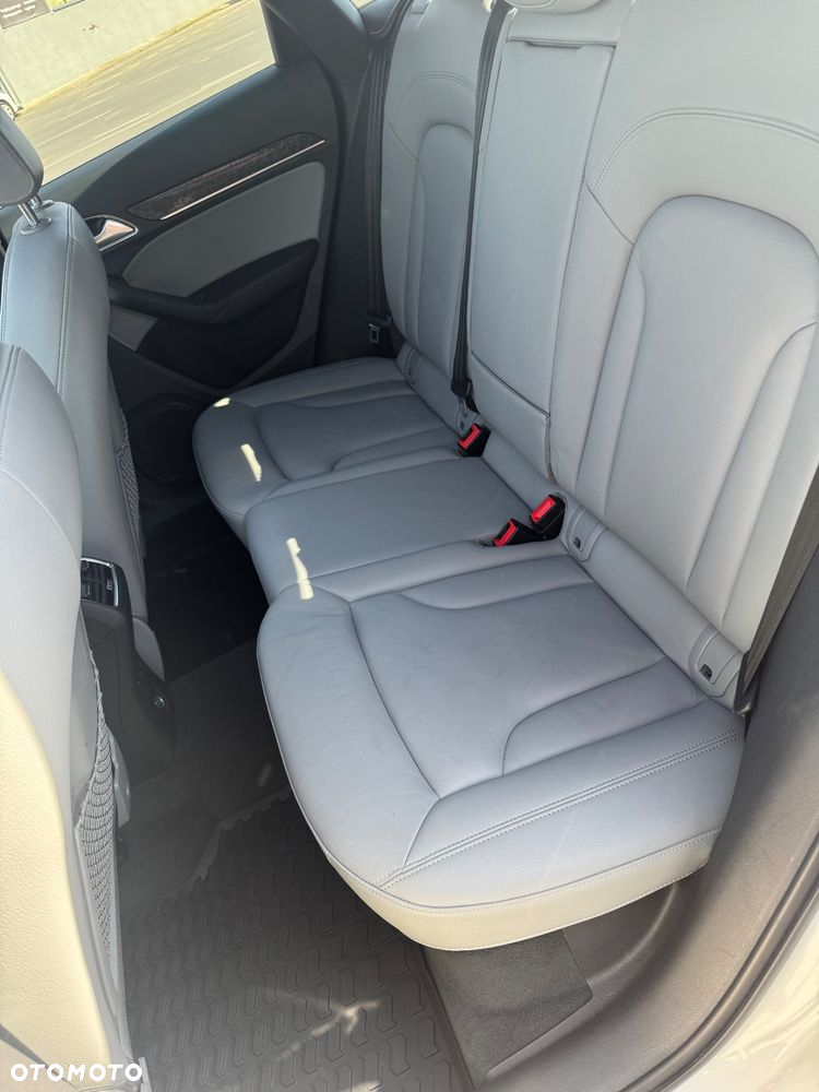 Audi Q3 2.0 TFSI quattro S tronic - 14