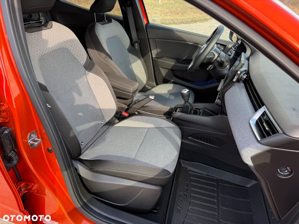 Renault Clio 1.0 TCe Evolution - 36