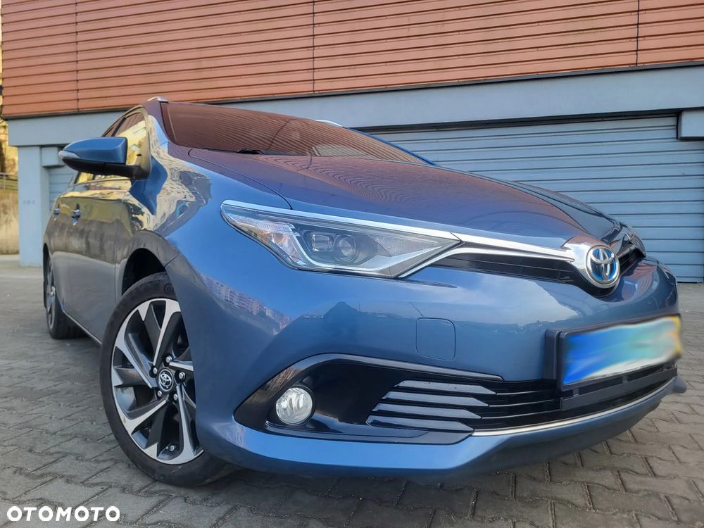 Toyota Auris - 2