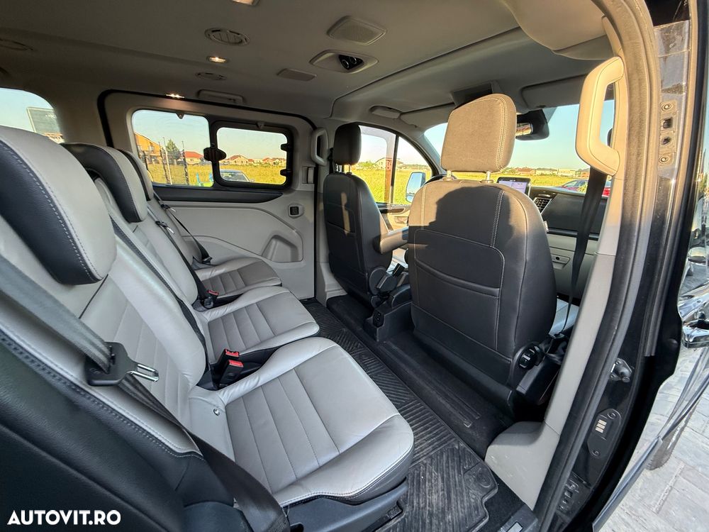 Ford Tourneo Custom Bus 320 2.0 EcoBlue 185 CP L2H1 Titanium Aut. - 6