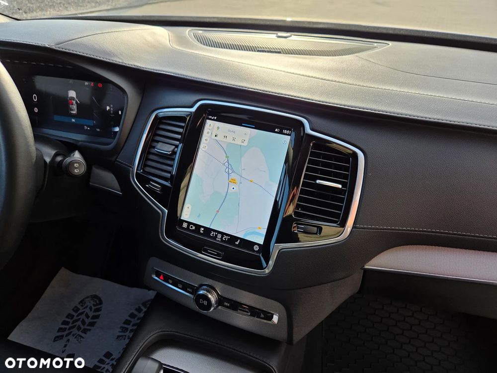 Volvo XC 90 B5 D AWD Plus Bright - 22