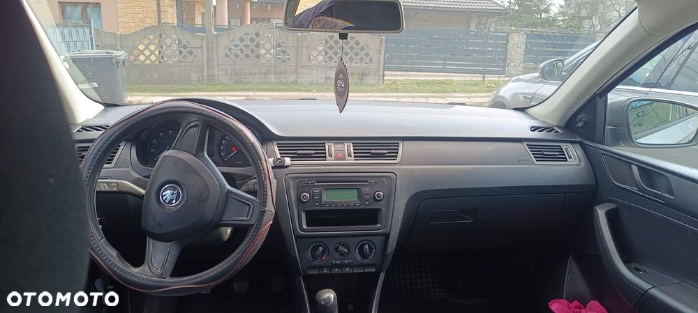 Skoda RAPID 1.2 Active - 9