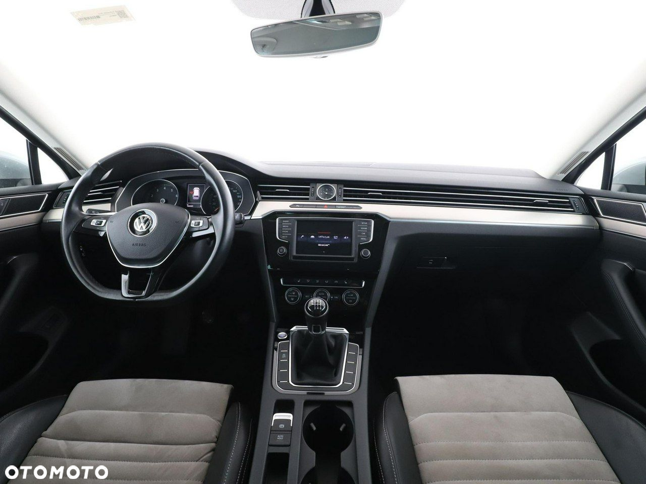 Volkswagen Passat Variant 1.4 TSI ACT (BlueMotion Technology) Highline - 15