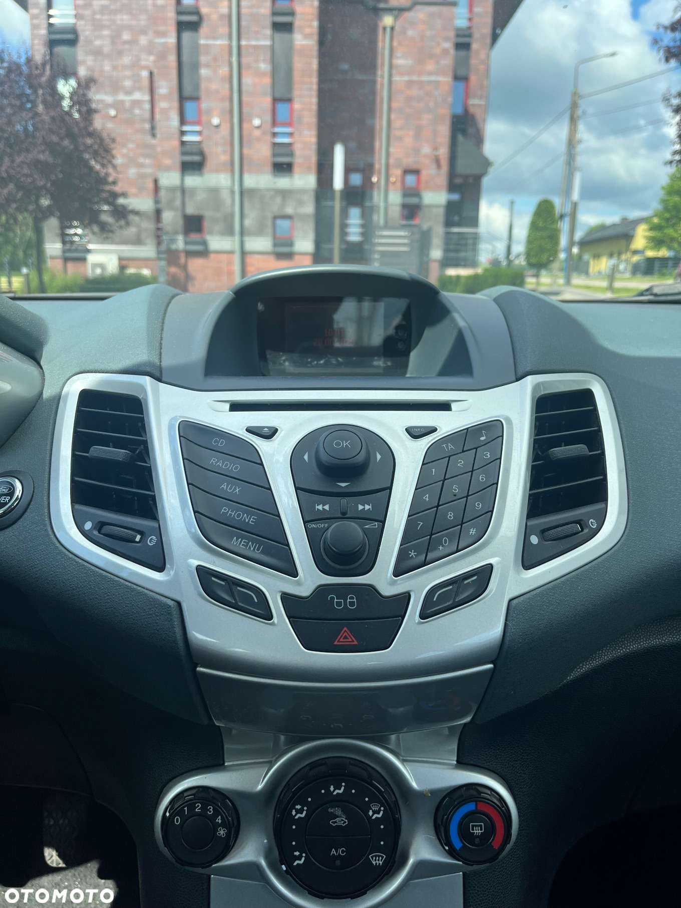 Ford Fiesta 1.25 Ambiente - 8