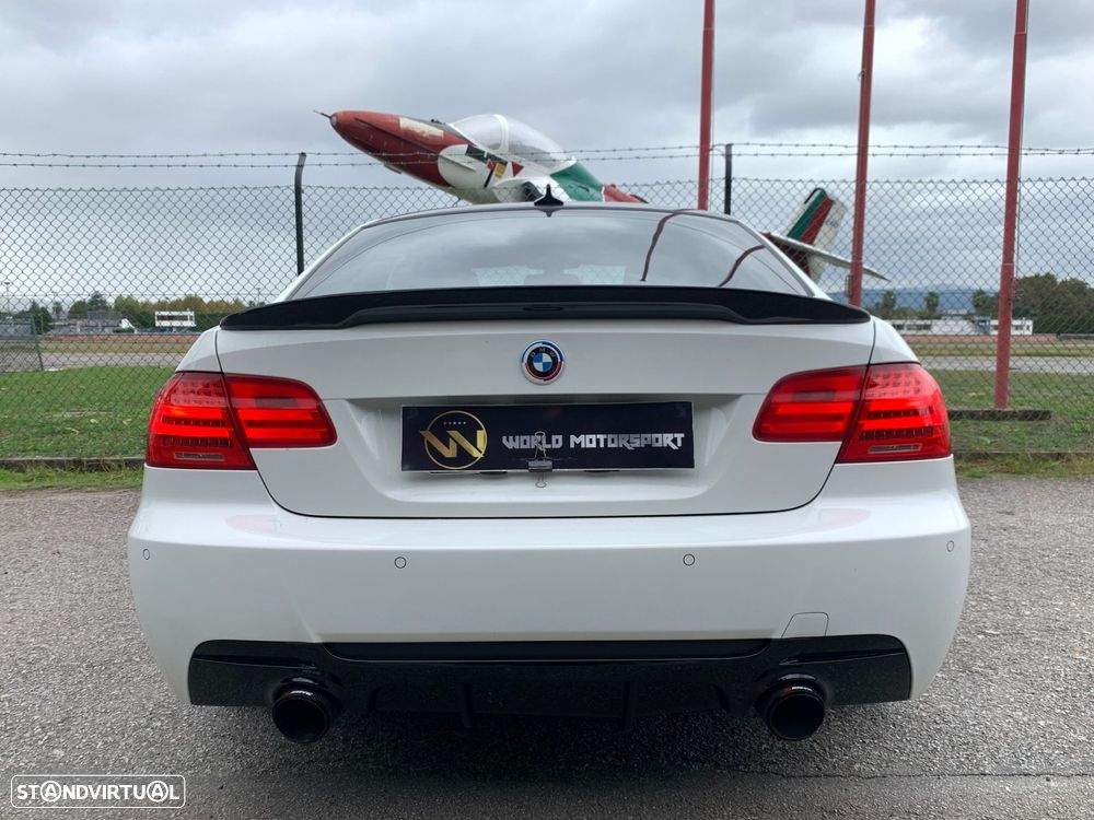 BMW 320 d Coupe Edição M - 34