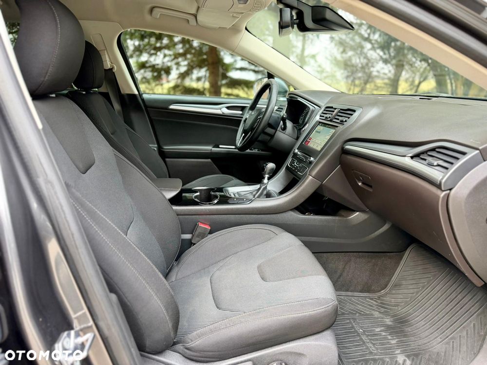 Ford Mondeo 2.0 TDCi Titanium - 25