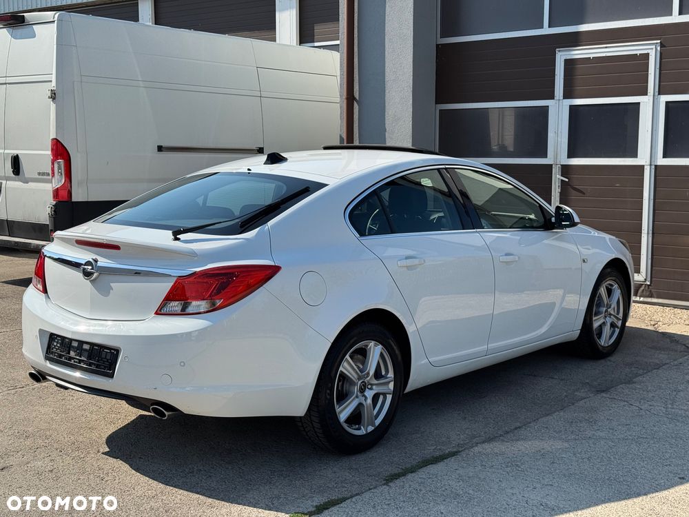 Opel Insignia 2.0 Turbo 4x4 - 11